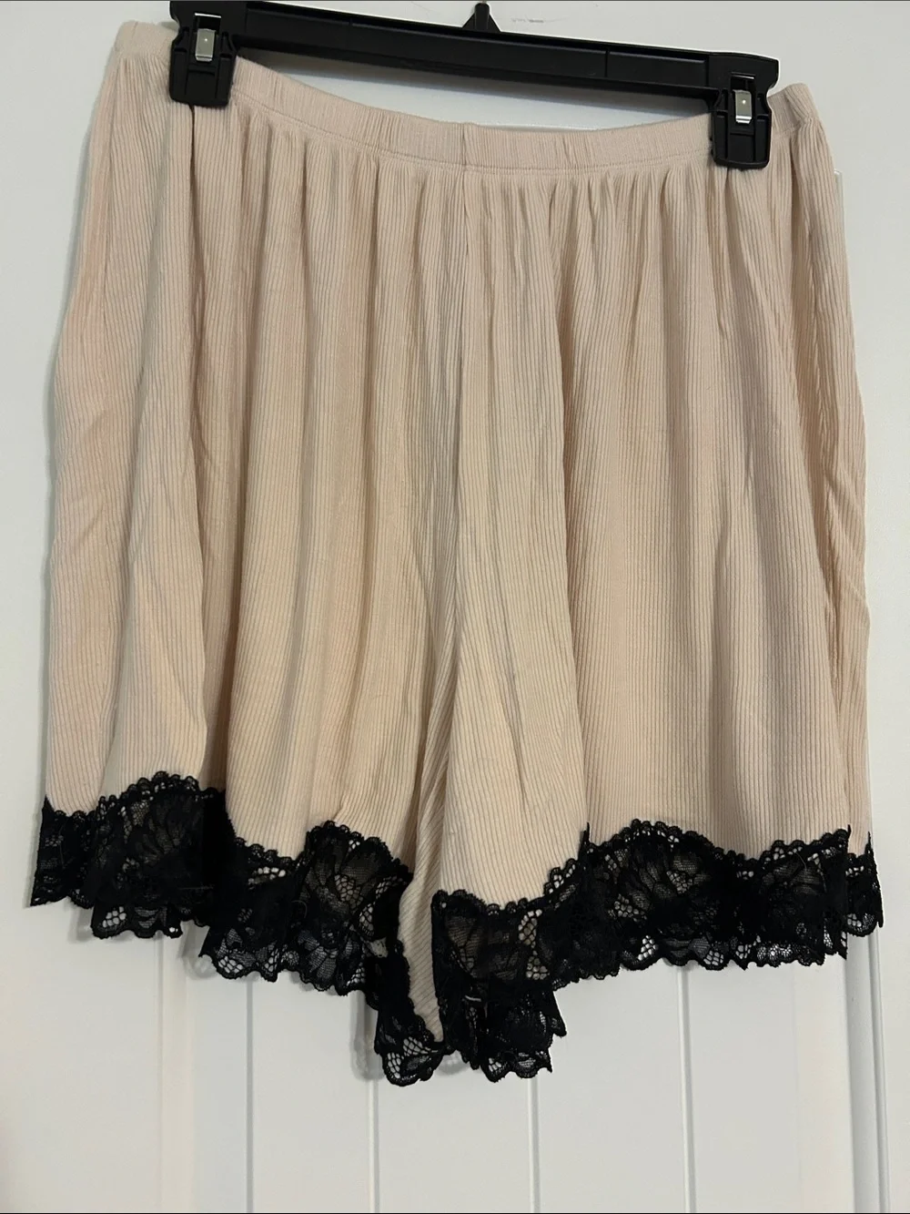 aerie Blush Beige Lounge Shorts with Black Lace Hem